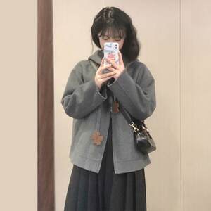 
Clearance ~ Gray hooded woolen coat for women winter new high-end short Korean style woolen coat