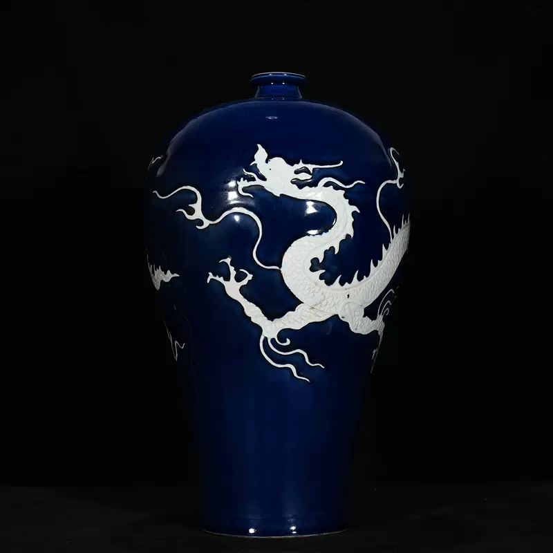 【七滝屋】唐物 古玩 清時代 古陶瓷器 [ 福從天降紋藍釉膽式瓶 大清雍正年製 ] 置物擺件 蔵出 中国古美術 三件官窑过千万，保利香港春拍成交瓷器亮点回顾.联拍动态