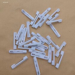 School Badge Pin White Plastic Work Number Plate Badge Brooch Badge Acrylic Work Number Plate Safety