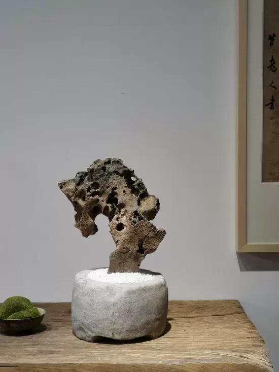 中国美術 白玉石 刻 太湖石 筆架 文房四宝(HA427) 中国美術 白玉石 刻 太湖石 筆架 文房四宝(HA427) - メルカリ