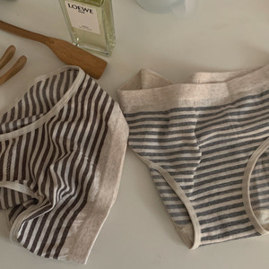 Retro Self -retention ~ American girl basic striped striped hip triangle cotton low -waist low -waist underwear comfort