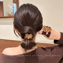 Autumn and Winter Retro Heart Leopard Print Hair Tie for Women, New Spring and Summer High Ponytail Hair Rope, Elegant and Simple, Does Not Damage Hair, Elastic Band
