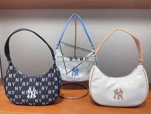 
Korean MLB counter genuine 24SS spring new style old-fashioned full-print underarm bag one-shoulder crescent bag 3ABQS014N