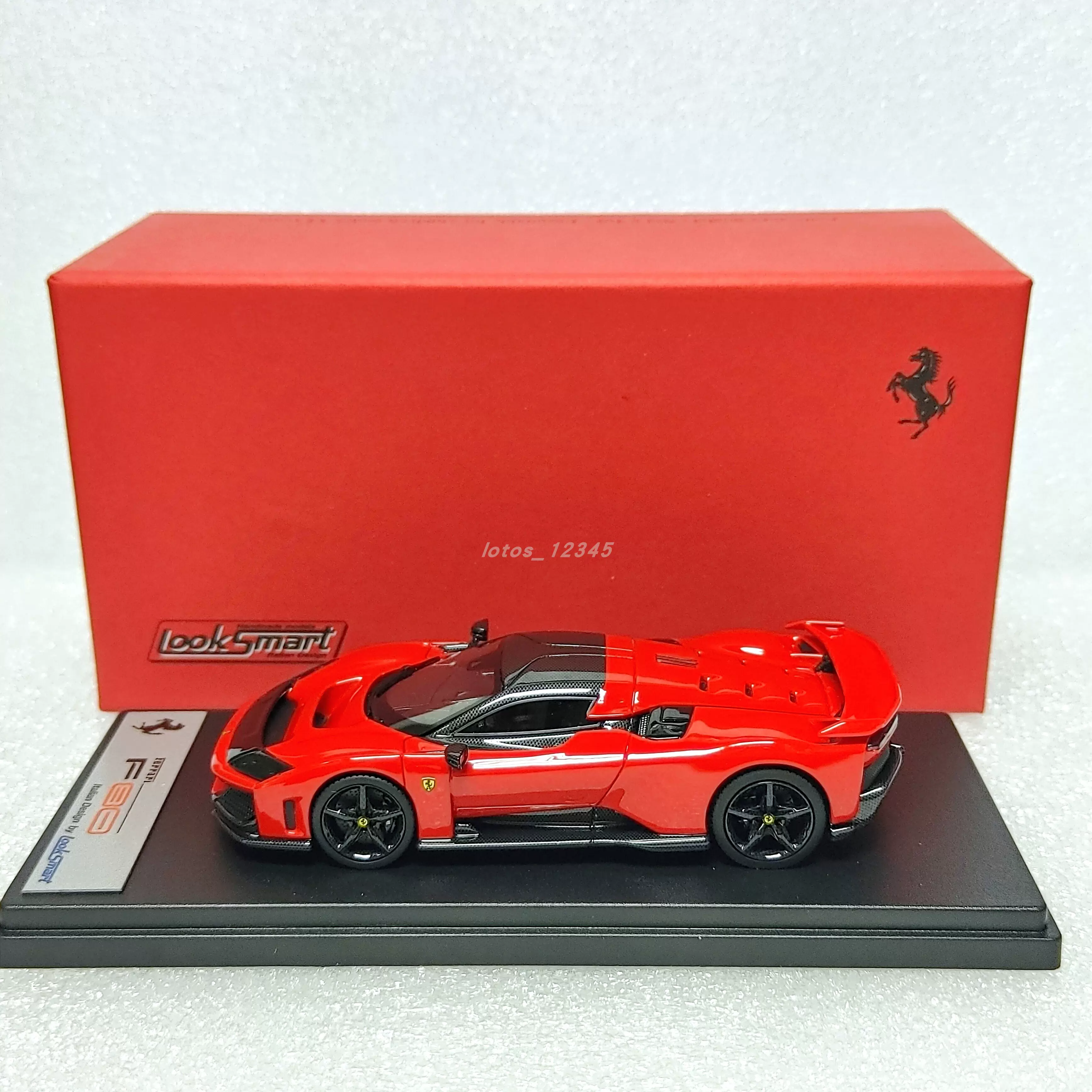 Ignition Toyota Crown (GRS180) 1:43