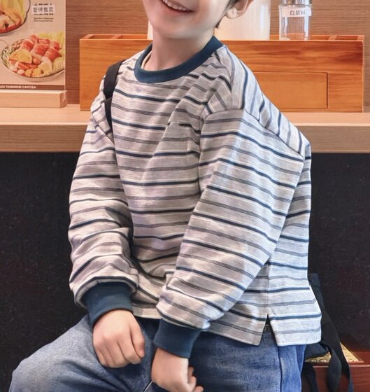 
Thick spring new children's striped long-sleeved T-shirt boys and girls casual tops