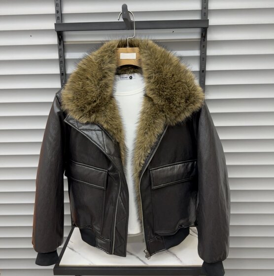 
Men's mountain carving PU leather jacket winter new fur all-in-one warm thickened leather jacket business high-end cotton jacket for men