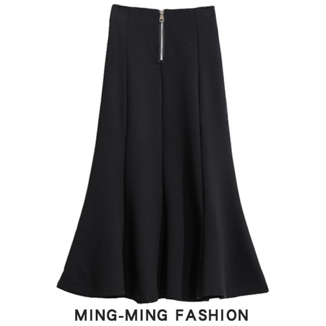 Spring design zippered hip slim fishtail black skirt women's 2025 new high-waisted A-line long skirt
