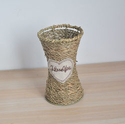 Handmade Woven Baskets Made from Natural Water Grass and Seagrass for Home Use, Flower Pots, Dried Flowers, and Rattan Crafts