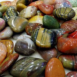 Nanjing Rain Flower Stone Natural Raw Stone Large Pebbles Multicolored Paving Stones Bonsai Fish Tank Decoration Garden Landscape Stone