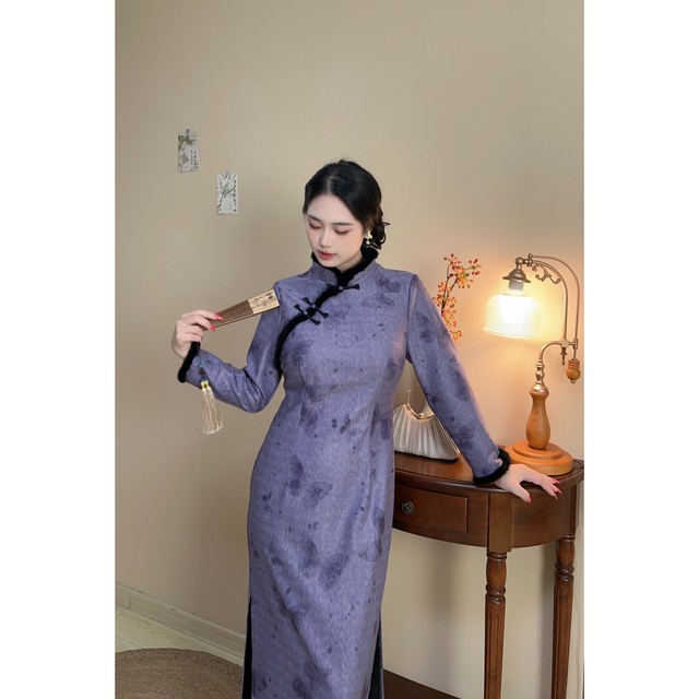 Pink/purple velvet thickened large size fat mm white Chinese cheongsam dress with fur collar