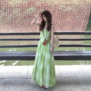 
Yunnan Dali travel wear women's seaside vacation long dress retro green tie-dye suspender dress for women summer