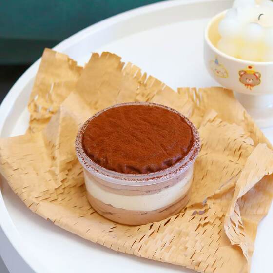 
[Yuyou Snacks] Double chocolate mille-feuille made from pure animal cream, handmade mille-feuille dessert