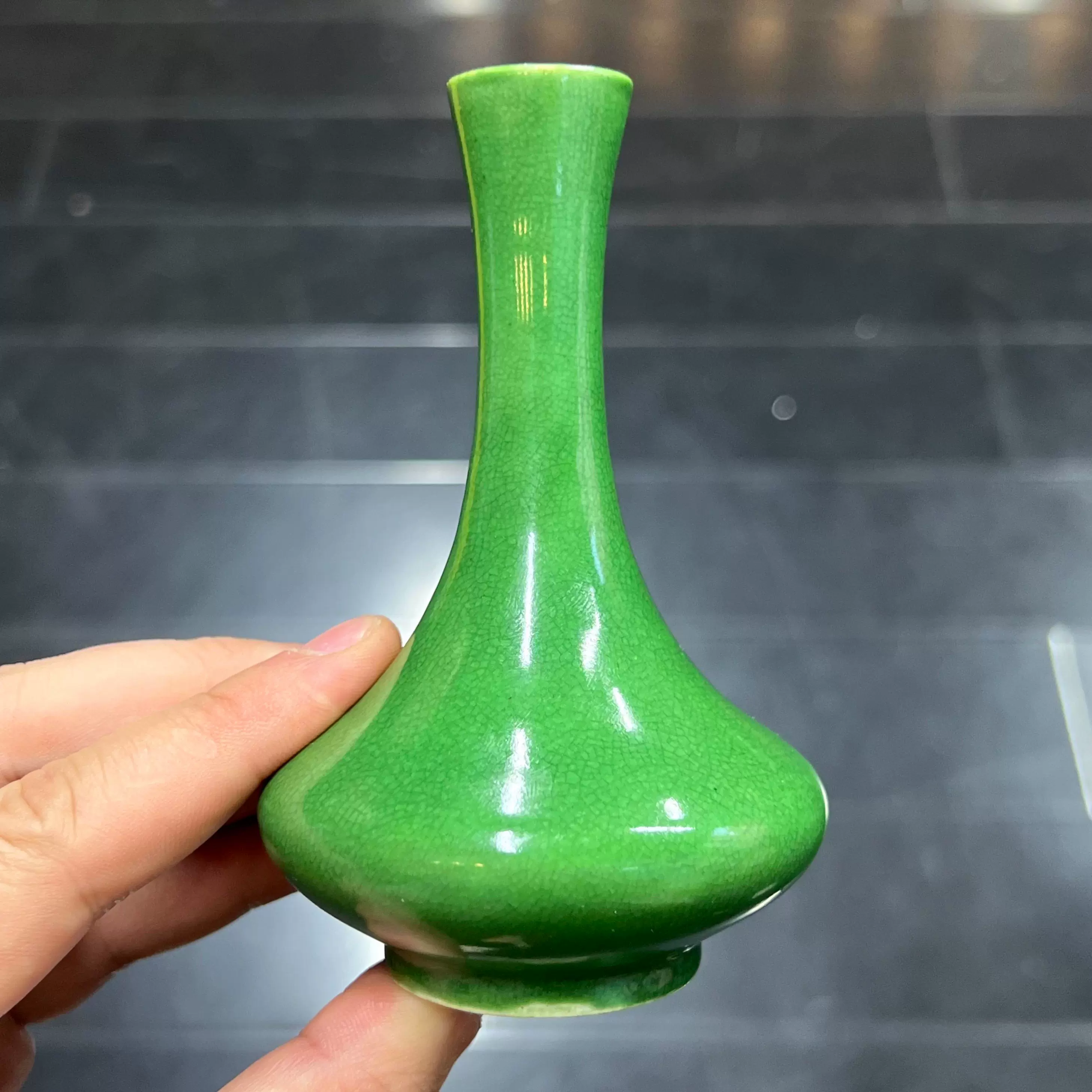 【1901CCD0108】中国古董品 清 琺瑯彩【古字紋】節節高瓶子 賞瓶 手彫 精彫 皿 中國古美術 秀做 置物 古董品 古玩 收藏品 風格故事\u2014琺瑯彩瓷特展-皇家設計聯手職人工藝-詩意．畫境