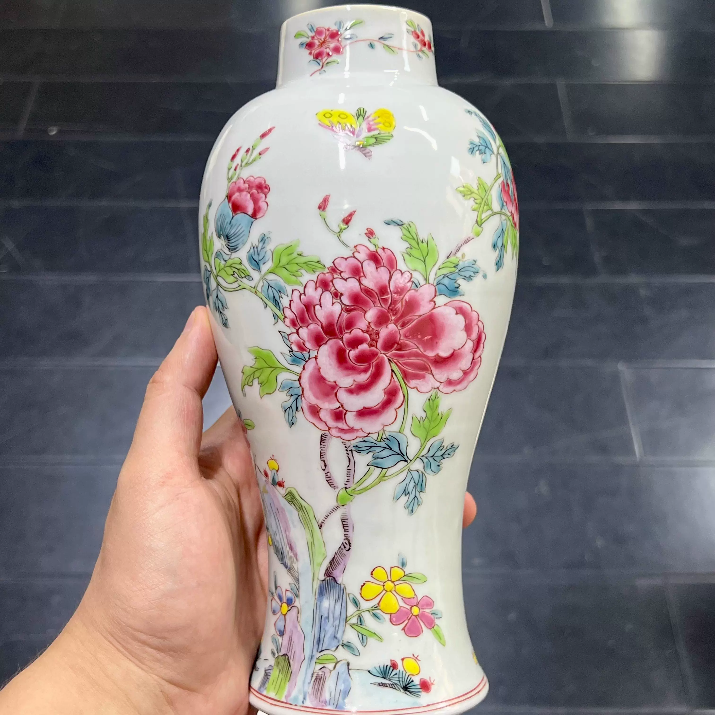 清雍正精品粉彩洞石花卉纹瓶古董古玩收藏包老保真清三代粉彩瓷