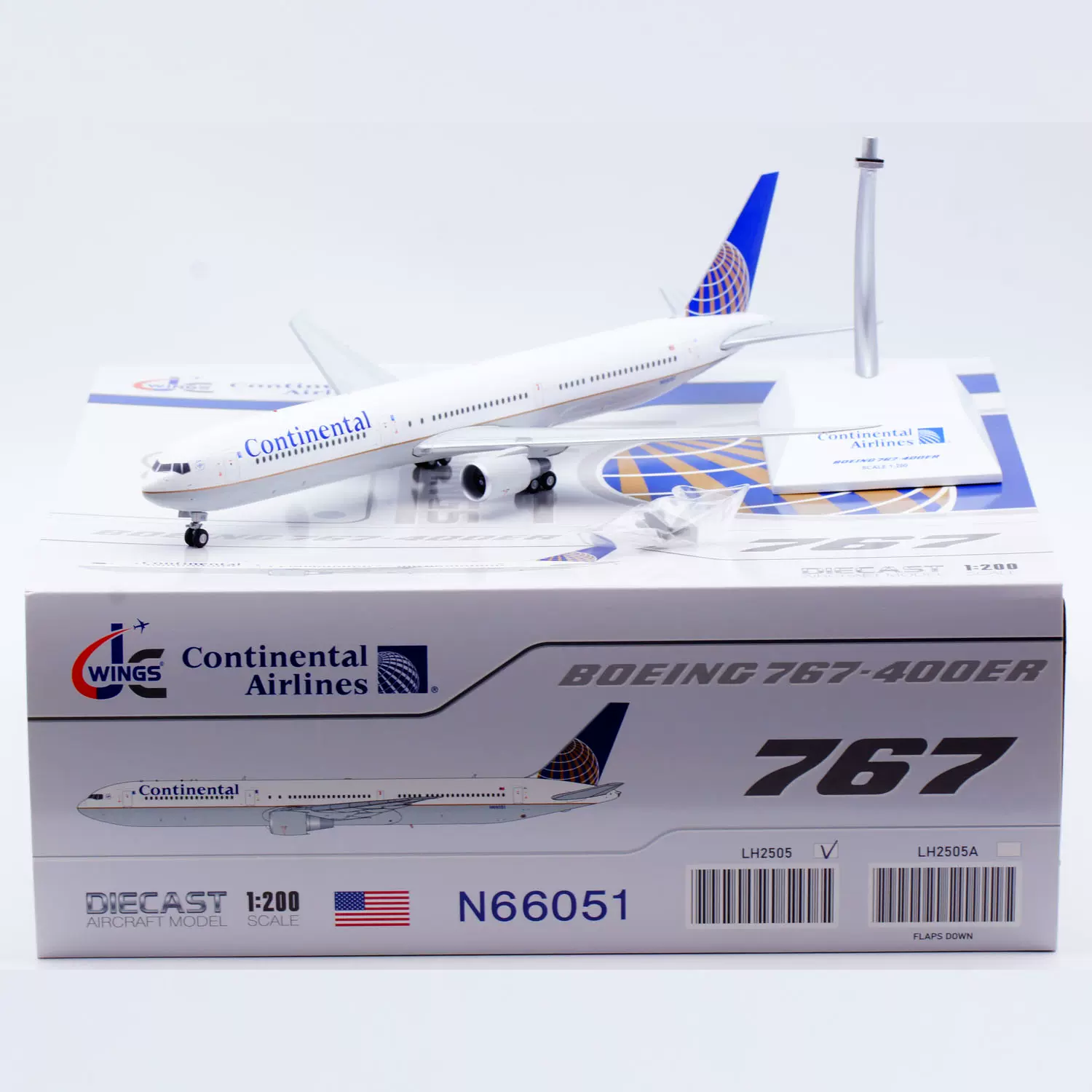 JC Wings 1:200 日本航空 B767-300ER JA615J JC Wings Boeing 767-300ER JAL Japan Disney 100 JA615J entdecken