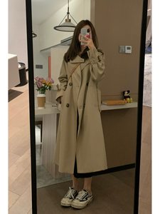 Veee autumn admission ticket looks slimming and textured. Korean version khaki trench coat, medium length casual silhouette, autumn coat