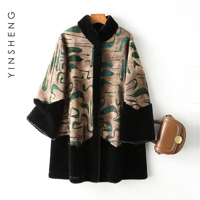 Noble mother winter coat double-sided fur all-in-one coat for middle-aged and elderly women with thick gold mink velvet fur