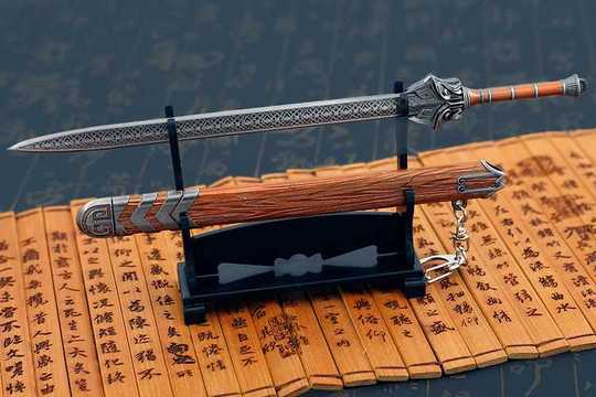 古代中国剣モデル - 合金武器おもちゃ＆キーチェーン