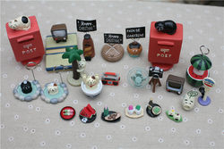 Zakka Japanese Decole Japanese-Style Ornament Travel Cat Three-Striped Cat Watching Tv Phone Holder Hot Spring Memo Holder Japanese Style