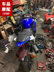 
Suitable for Yamaha R6 R1 FZ1 rear tail rack rear tire hub rim rear brake disc