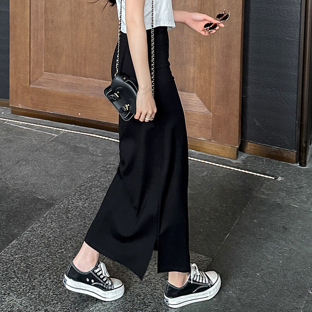Black one-step skirt for women in spring and summer new long skirt straight temperament slim skirt versatile slit hip-covered skirt