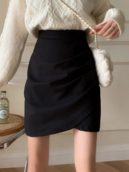 Black Asymmetrical One-Step Skirt for Women, Spring and Autumn 2026 New Style, Plus Size, High-Waisted, Hip-Hugging A-Line Short Skirt