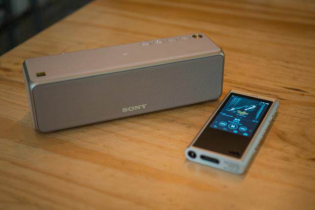 索尼hg10蓝牙音箱体验开趴必备神器