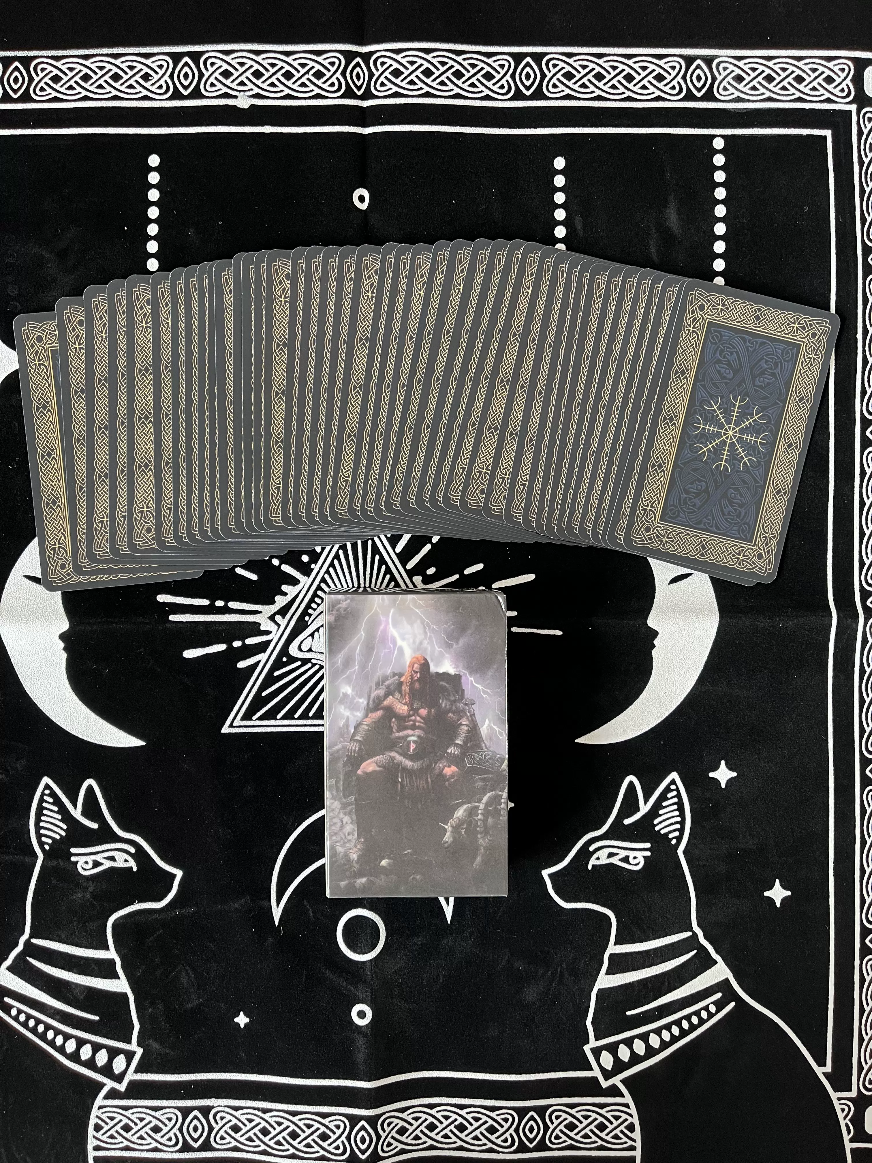 Spot Runic Card 78 частей FANWEI Te Carlo Card Runic настольная игра карта нов новая