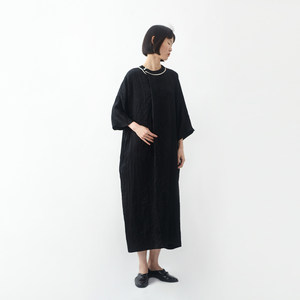 
Classical temperament round neck acetate pleated dress Xiaoyu summer high-end sense niche light national style cool long dress