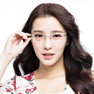 2018 New Alloy Myopia Glasses Frame Eyeglasses Frame Men's and Women's Ultra Light Memory Frameless Glasses Glasses Package