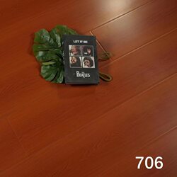 Factory Direct Sales of Reinforced Composite Flooring 12mm Sealing Wax Waterproof Wood Flooring Household Commercial Environmentally Friendly Wear-Resistant Wood Flooring