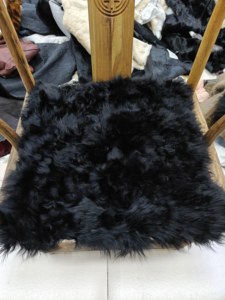 
Genuine leather, real wool, thickened long shearling chair cushion, sofa cushion, tricycle electric car seat cushion, old manle cushion