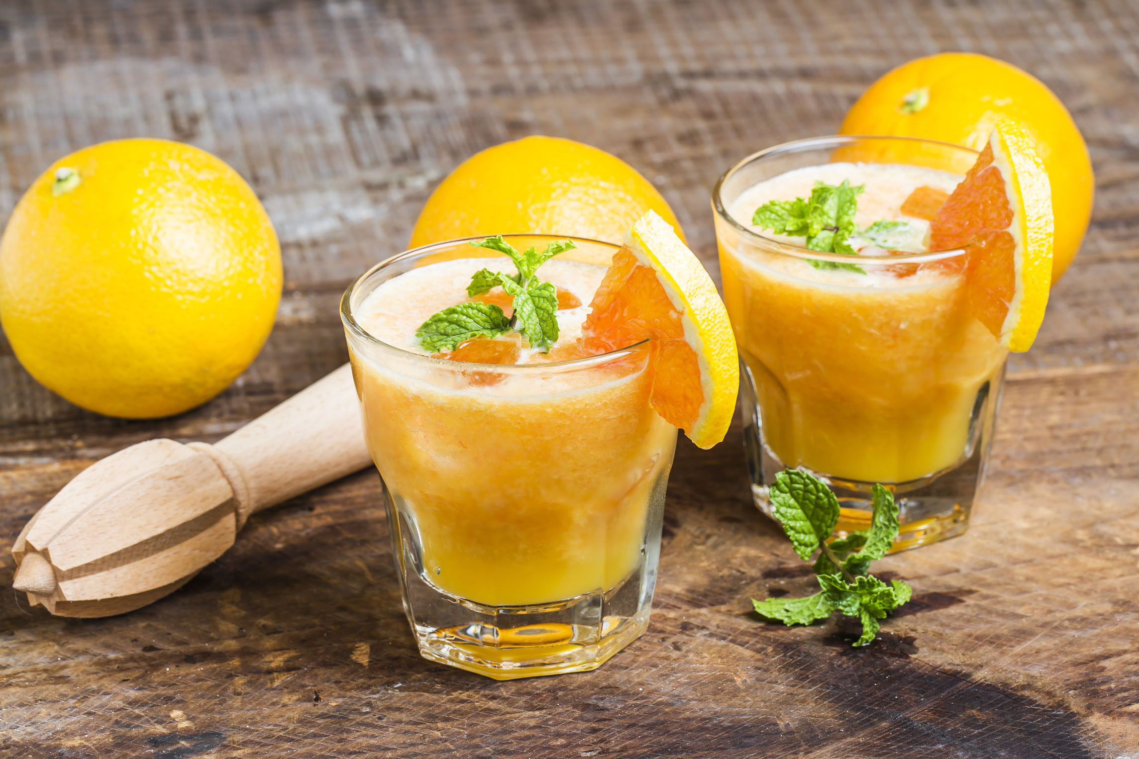 果汁新喝法,苹果青桔搭葡萄更养生!