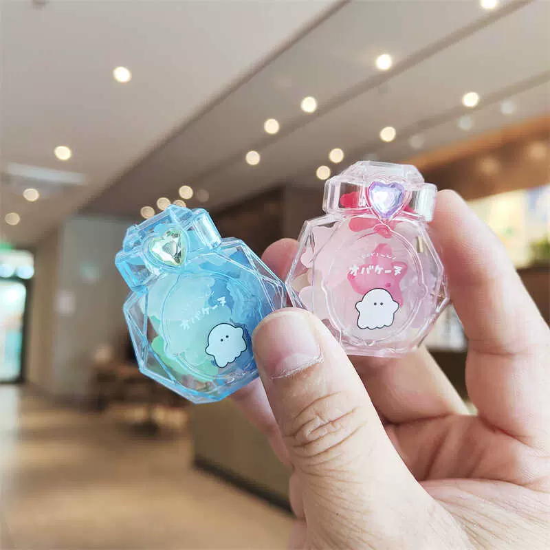 清雍正時代 染付 青花祥瑞花卉文四方印泥盒 蓋盒 香盒 文房香合(A-68) 清雍正時代 染付 青花祥瑞花卉文四方印泥盒 蓋盒 香盒 文