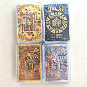 
Macau souvenirs Macau gold foil playing cards Poker Big Sanba playing cards Wiggins souvenirs
