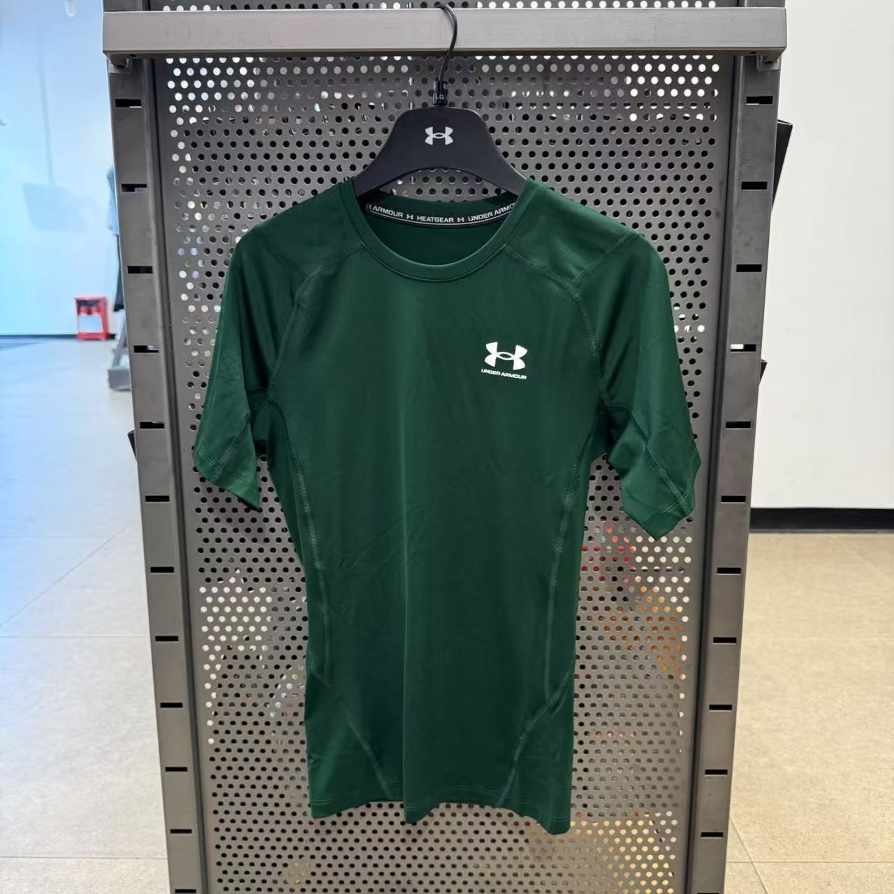 UA Under Armour HeatGear® мужские тайтсы для тренировок — спортивная быстросохнущая футболка для фитнеса с короткими рукавами 1361518