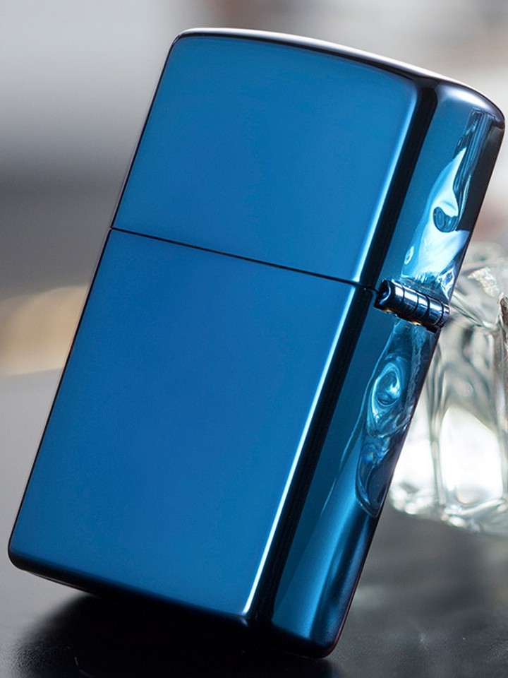zippo蓝冰标志打火机