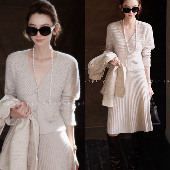 
NeedShop1 Soft and waxy light milk brown elegant Italian cashmere knitted top + skirt set