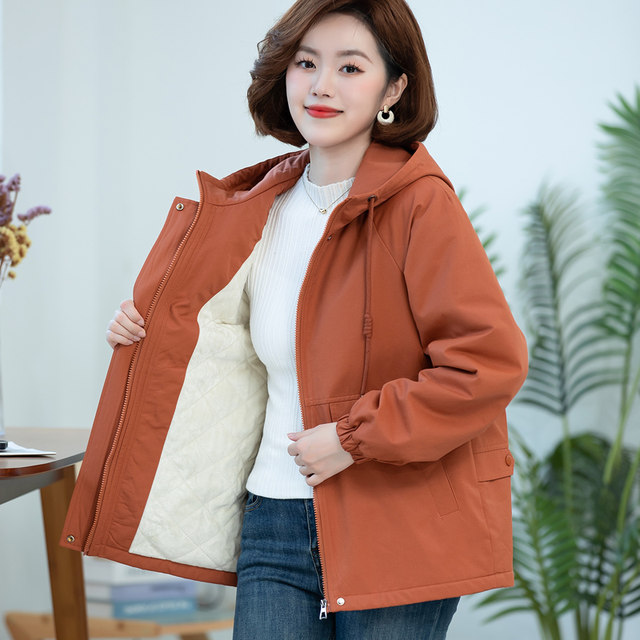 
2025 autumn and winter new style quilted thickened jacket for middle-aged women, large size loose hooded cotton coat, mother's wear