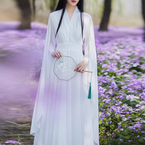 
2025 spring and summer new style of celebrity temperament Chinese style Hanfu silk mulberry silk dress travel photo super fairy long skirt