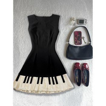 
Qingya Girl Original Black Suspender Pleated Dress Women's Summer Vintage Wear Slim Skirt