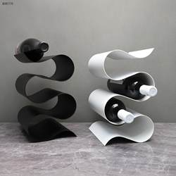 Simple and Creative S-Shaped Metal Wine Rack Ornament for Model Rooms, Home, Hotel, Restaurant, Wine Cabinet, Desktop Storage and Decoration