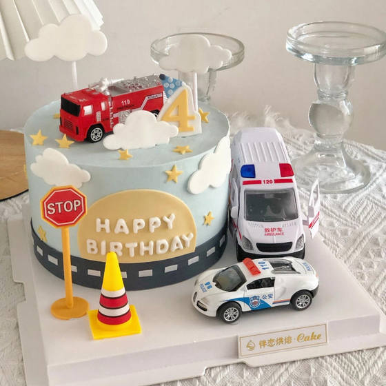 
Internet celebrity fire truck cake decoration ornaments police car ambulance children boys boys birthday party dessert plug-in
