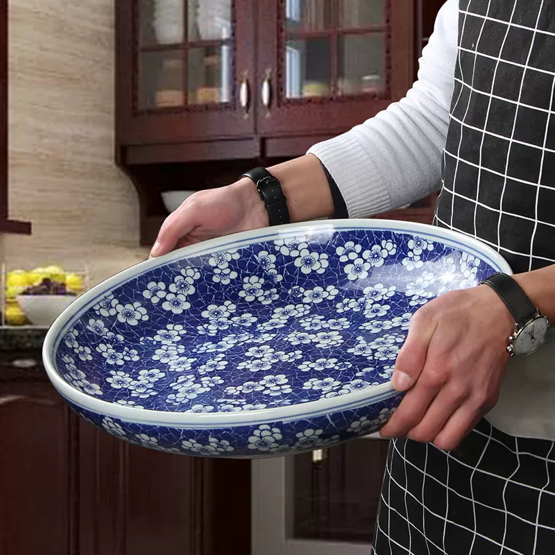 景德鎮製　徐建建制　瓷器　オブジェ　サイズ 幅19㎝×奥行14㎝×高さ20.5㎝ 景德鎮製 徐建建制 瓷器 オブジェ サイズ 幅19㎝×奥行14㎝×