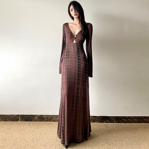 gagaopt autumn and winter new sexy deep V-neck waist long-sleeved dress retro smudged slim A-line long skirt