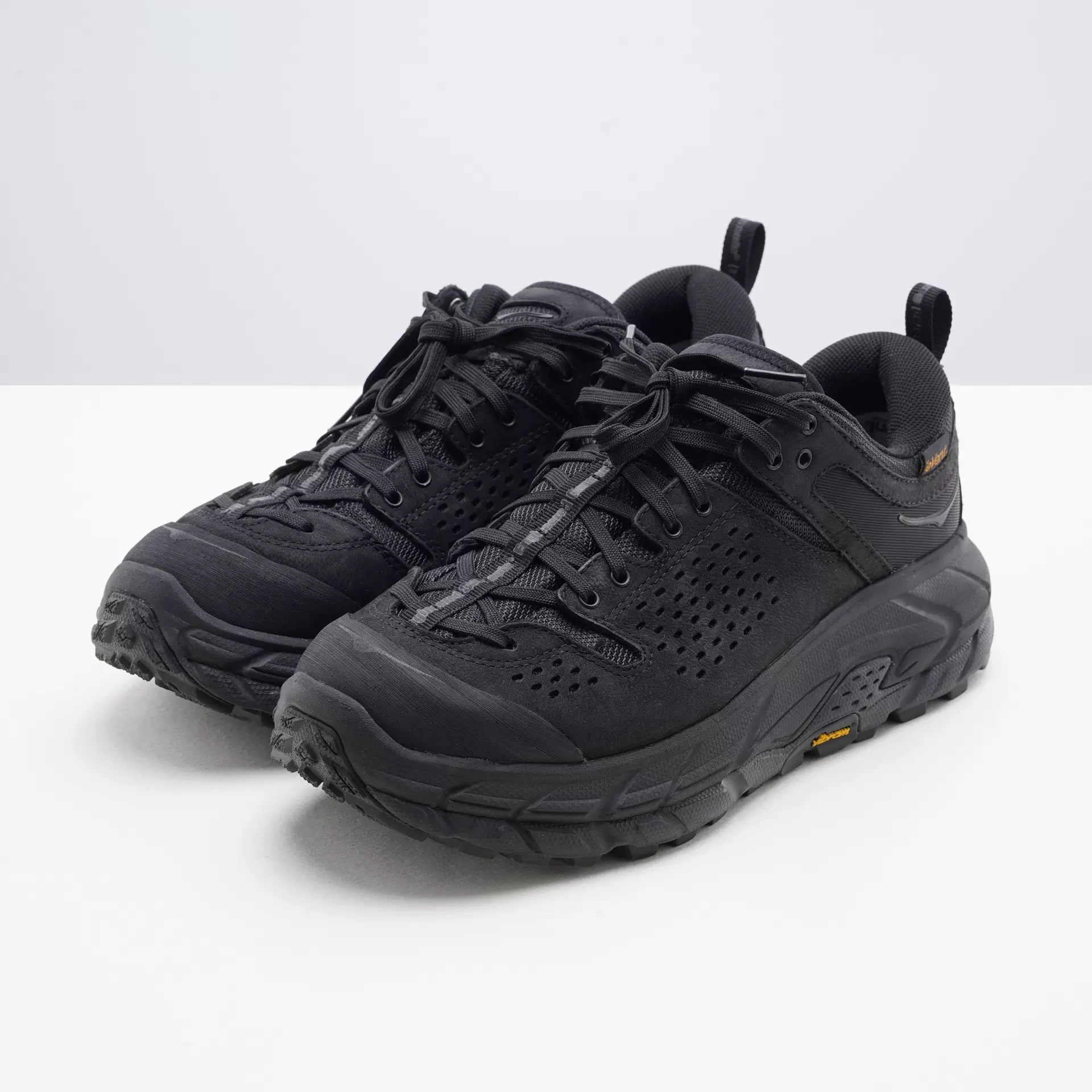 HOKA ONEONE x Engineered Garments TOR ULTRA LOW コラボ 
