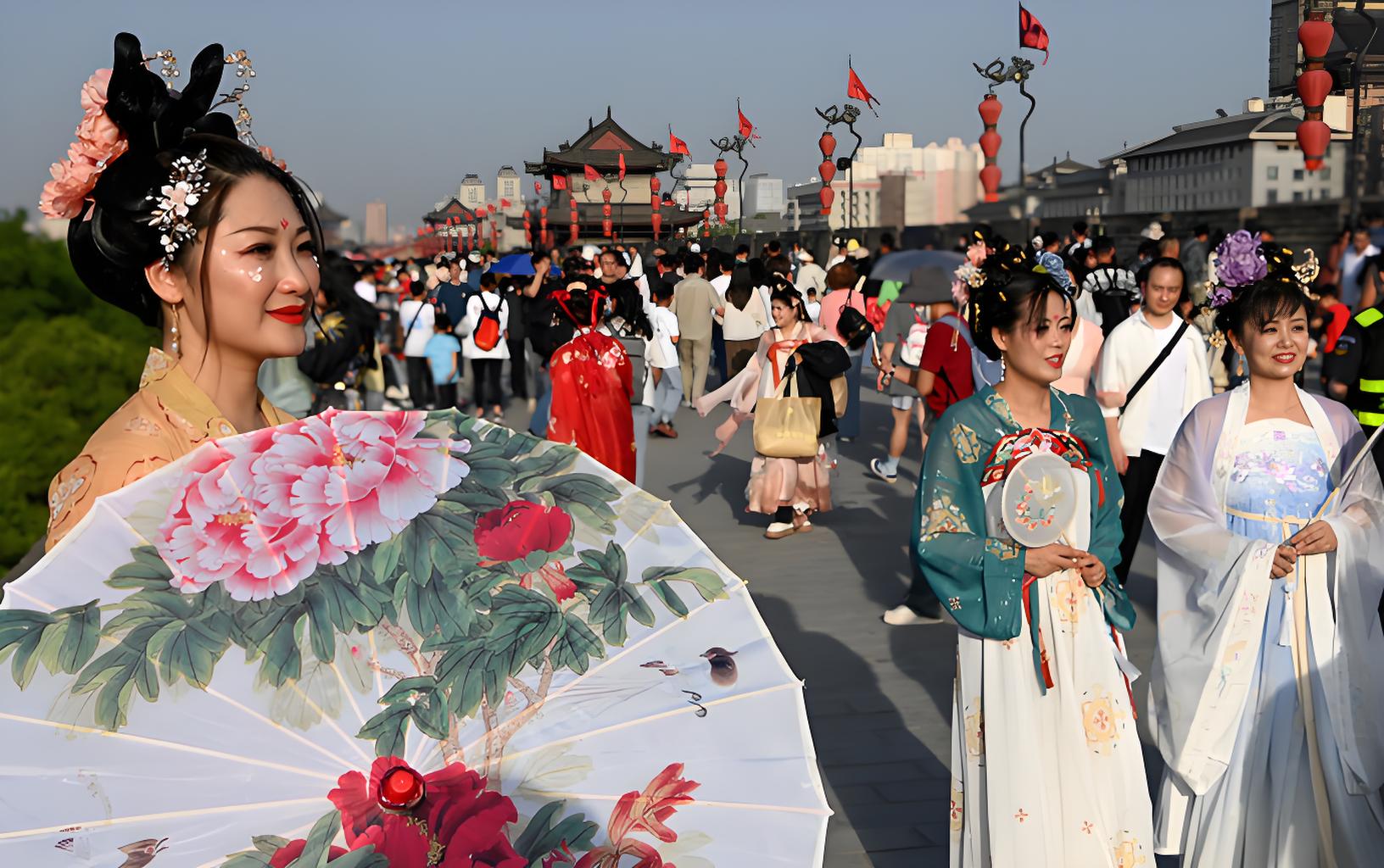 汉服·潮拍网红公园景区天气预报