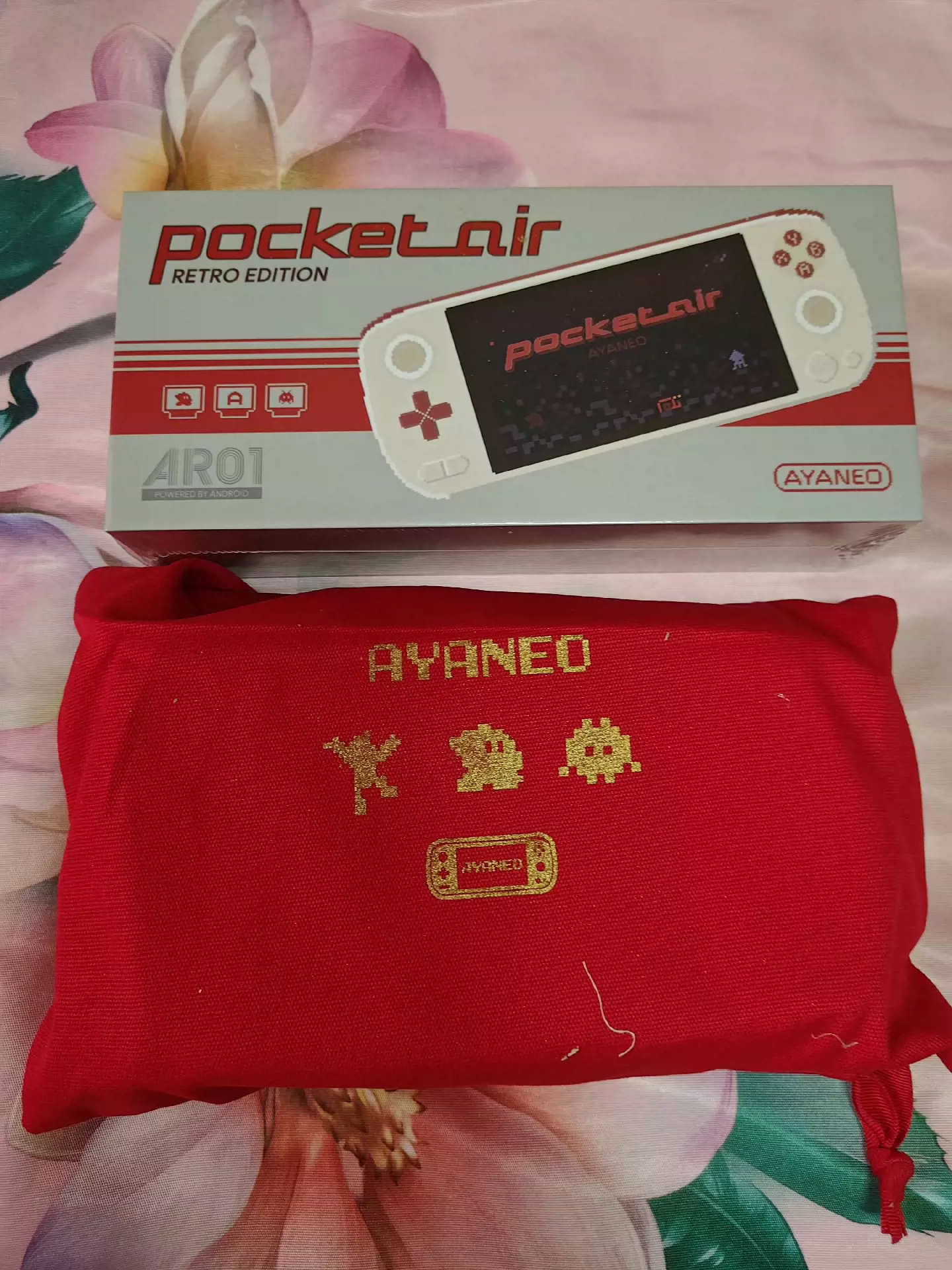 美品 AYANEO pocket air 8gb 256gb