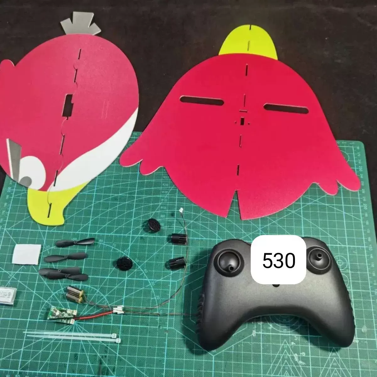 抖音快手火爆网红愤怒的小鸟的爆款益智飞机