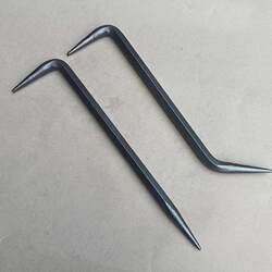 Master Zhou 45 # Hexagonal Steel Pry Bar for Construction Site Aluminum Molds, Hexagonal Steel Hook, Mold Adjustment Tool, Nail Remover.